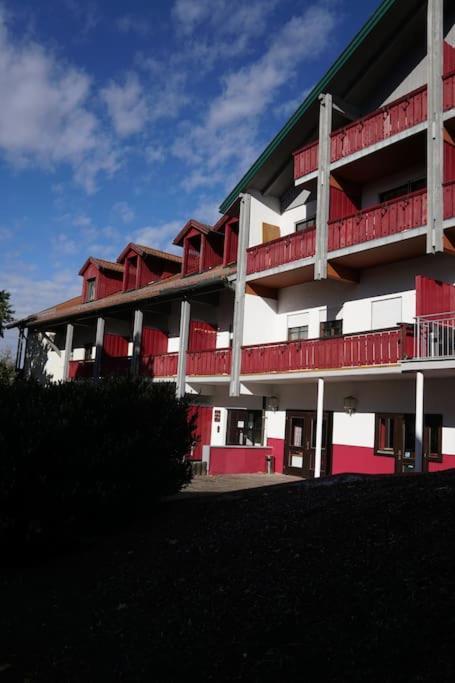 Appartement Mit Bademantelgang Бад Грисбах Екстериор снимка
